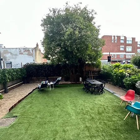 Shoreditch Rooms R2-2