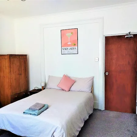 Solo Rooms-2