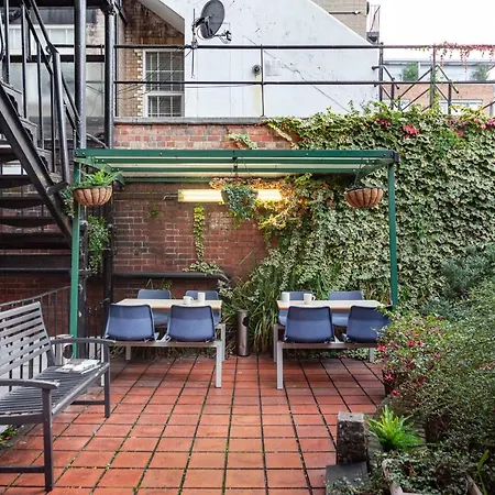 Great Private Room With Shared Bathroom -Sleeps 2 -Westminster Quick Links Central-2