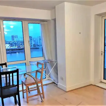 Double Bedroom With River View-2