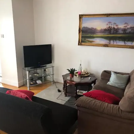 Double Bedroom With River View-3