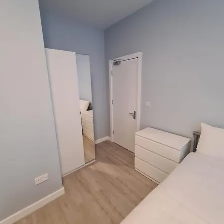 17 Elm Road-3
