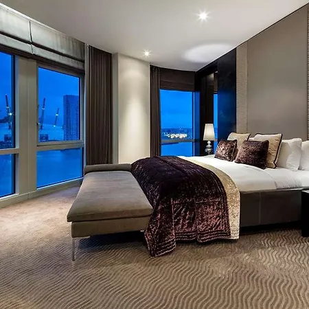 Radisson Blu Edwardian New Providence Wharf Hotel-2