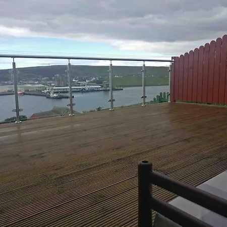Bungalow With Spectacular Views-2