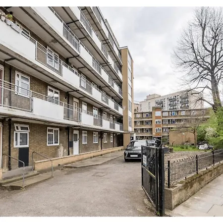 Central London Flat-Share-3