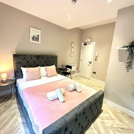 Lewisham Suites - Se6-2