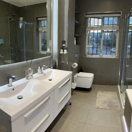The Privacy Annex Balham-2