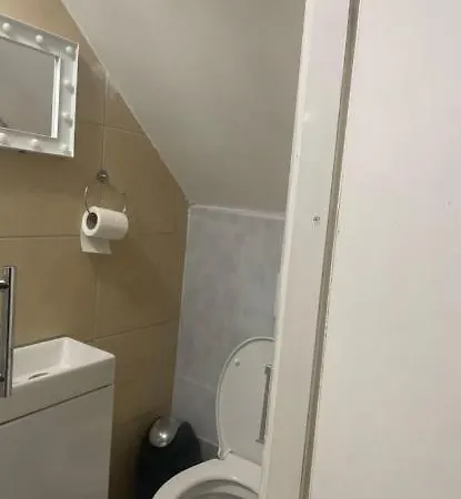 St Anthony Ensuite Rooms-2