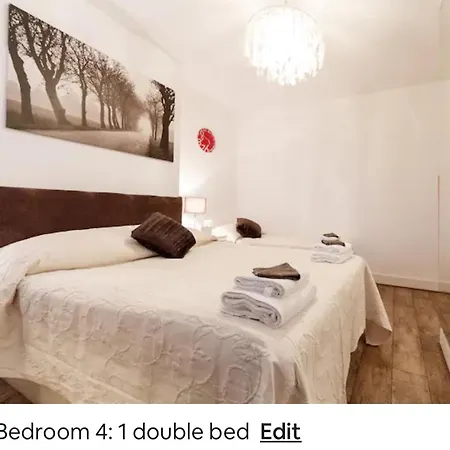 4 Bed Flat - Sleeps 14 - Parking - Game Room -Wifi-3