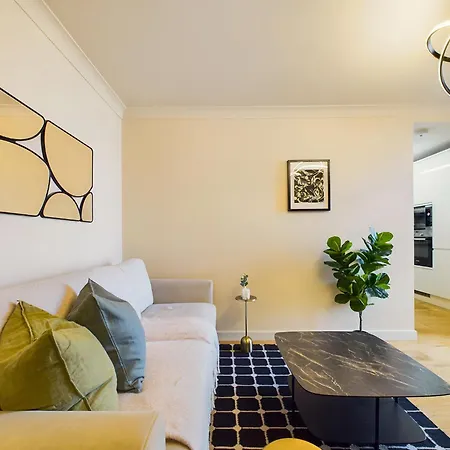 Be London - Covent Garden Residences-3