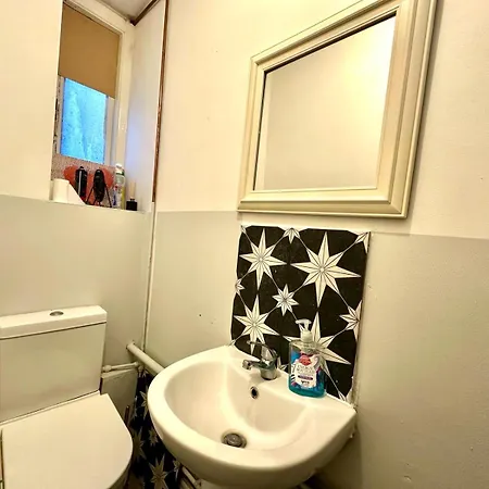 Whitechapel Station Rooms R1-2