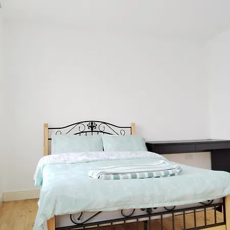 Cosy Rooms Near Canary Wharf & The O2-2