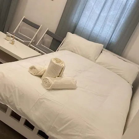 Guest & Rest 14-2