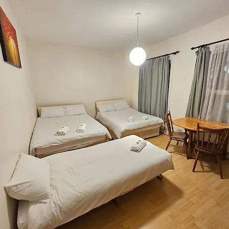 Bruce Rooms-2
