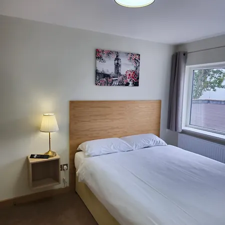 Homefield Lodge-3