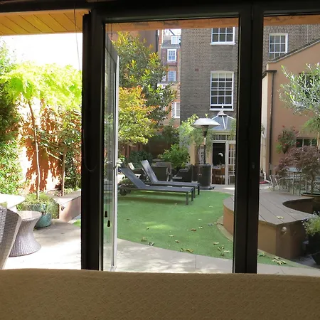 Romantic Bungalow In Notting Hill-3