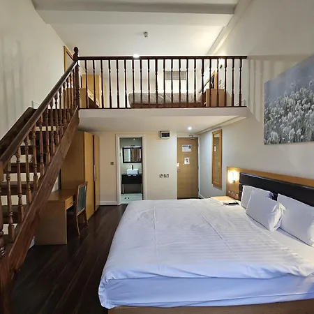 Cromwell Hotel-3