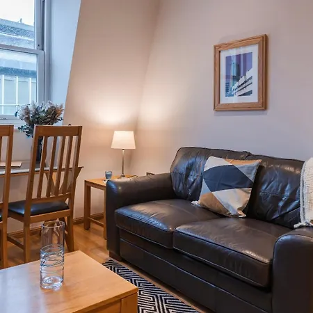Cannon Street Serviced Apartments By Lovelystay-2