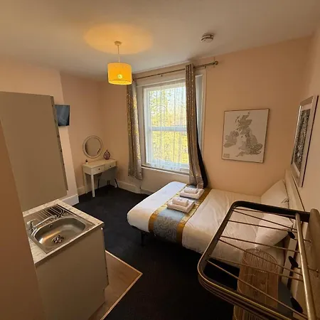 United Lodge Hotel-3