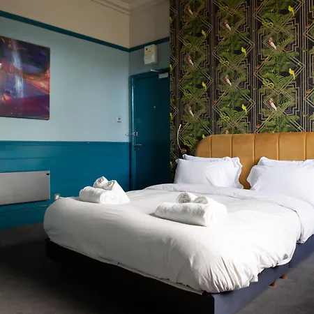 The Ship Rooms-2