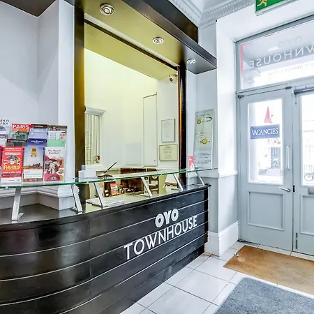 Oyo Townhouse New England, London Victoria-2