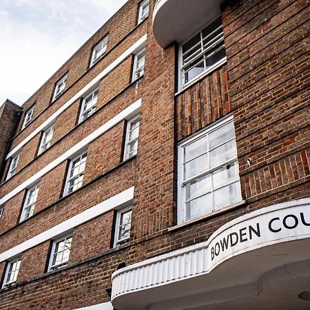 Bowden Court-3