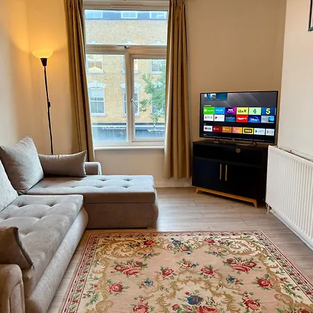 Enormous Family Flat-2