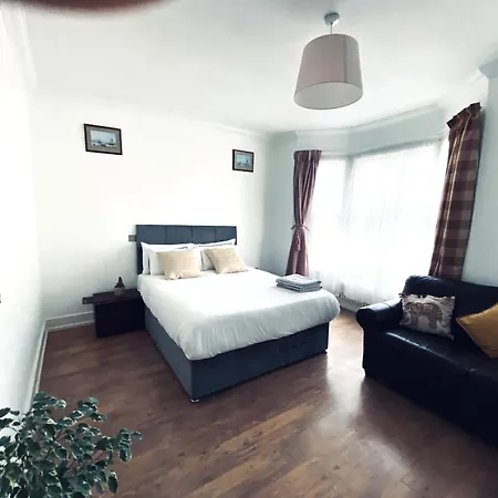 Luxury Guest House-3
