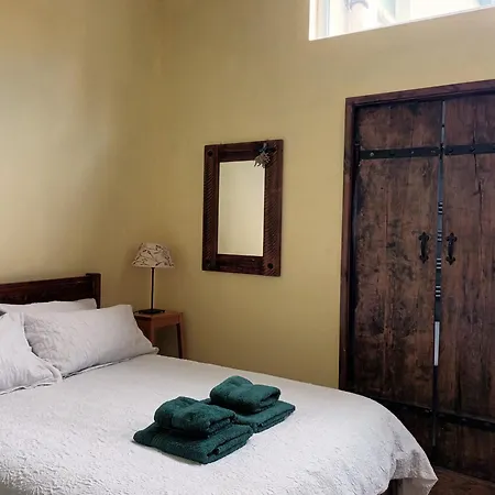 Room With Luxury Private Bathroom And Independent Entrance Near Tube-2