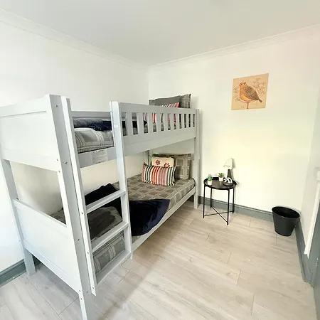 Little Venice Guest Rooms-3