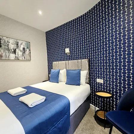 George Hotel-2