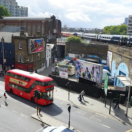 The Walrus Bar And Hostel-2
