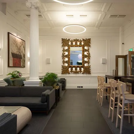 Guild Hotel Fitzrovia-2