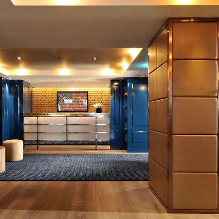 The Hari London-2