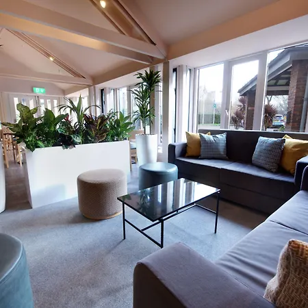 Waterloo Hub Hotel And Suites-2