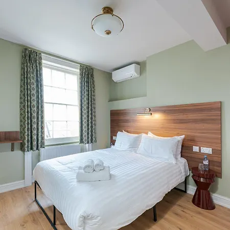 The Norfolk, Paddington-3