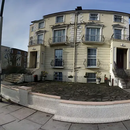 Corner House Hotel-3