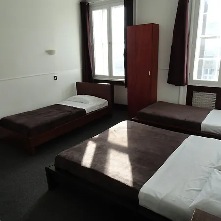London Continental Hotel-3