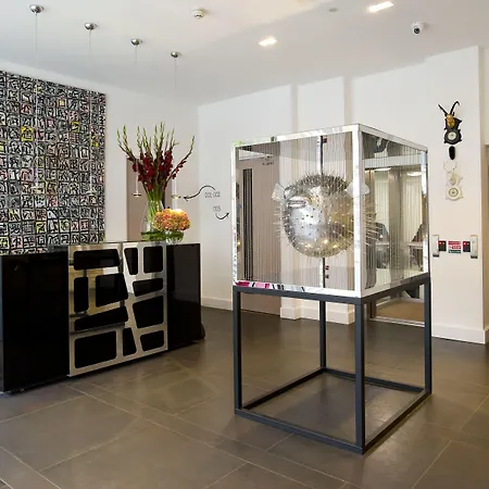 The Rosebery By Supercity Aparthotels-3