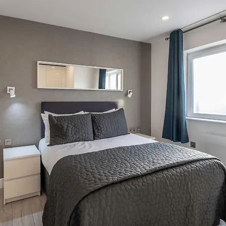 Chelsea Cloisters Serviced Apartments-3