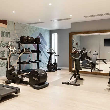 Hampton By Hilton London Ealing-2