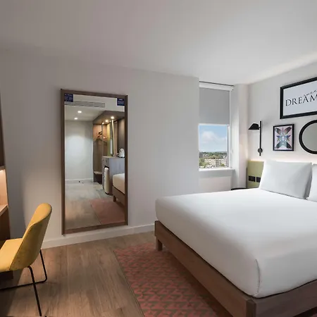 Hampton By Hilton London Ealing-3