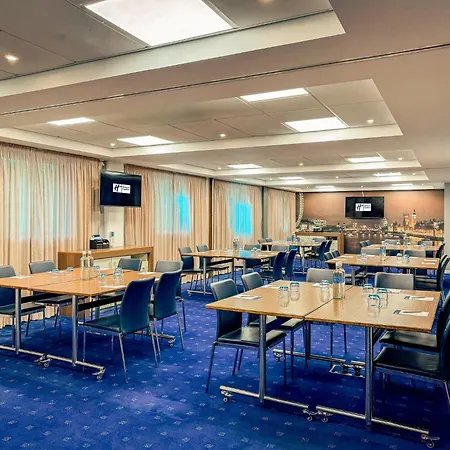 Holiday Inn Express London Stratford By Ihg-2