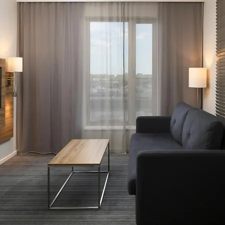 Moxy London Excel-3