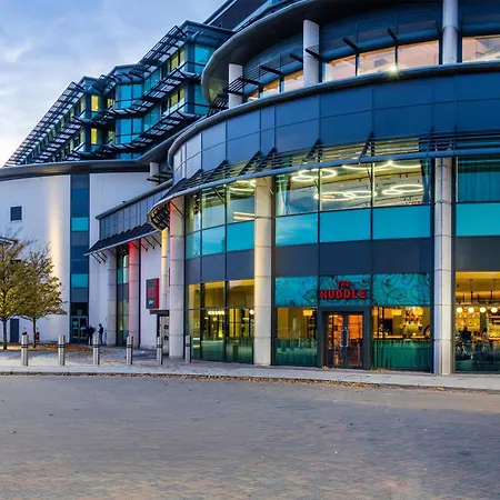 Radisson Red London Twickenham-2