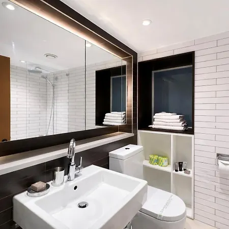 Wigmore Suites Serviced Apartments By Globe Apartments-3
