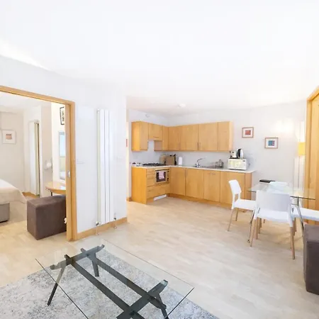 St Christopher'S Place Serviced Apartments By Globe Apartments-2