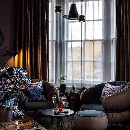 The Megaro Hotel - Kings Cross St Pancras, London-3