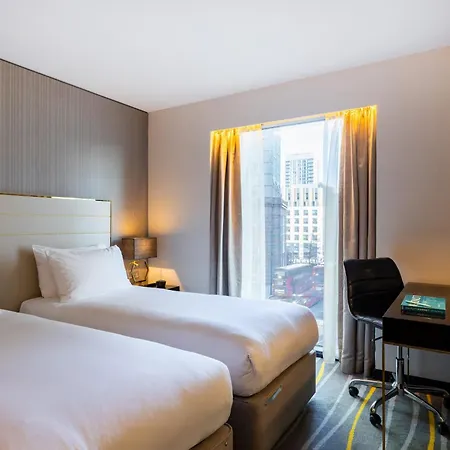 Hotel Saint London-3