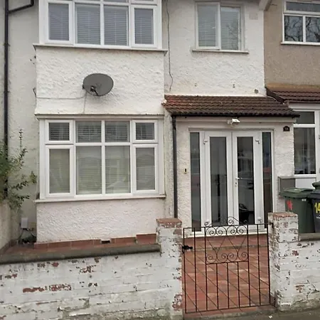 Streatham Common Bed & Breakfast-3